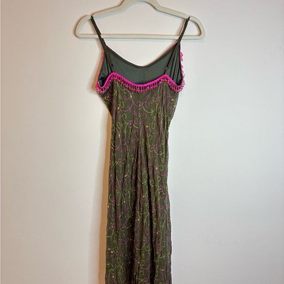 Betsey Johnson - Picture 5 of 11